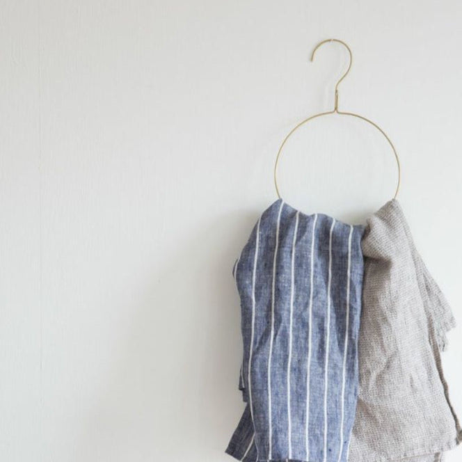 ブラスハンガー