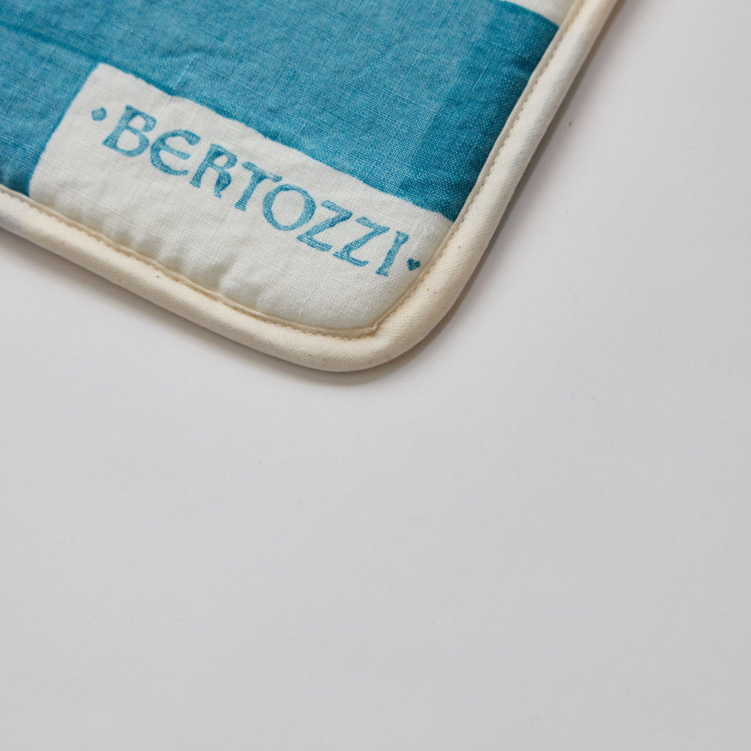 BERTOZZI｜ベルトッツィ ポットホルダー