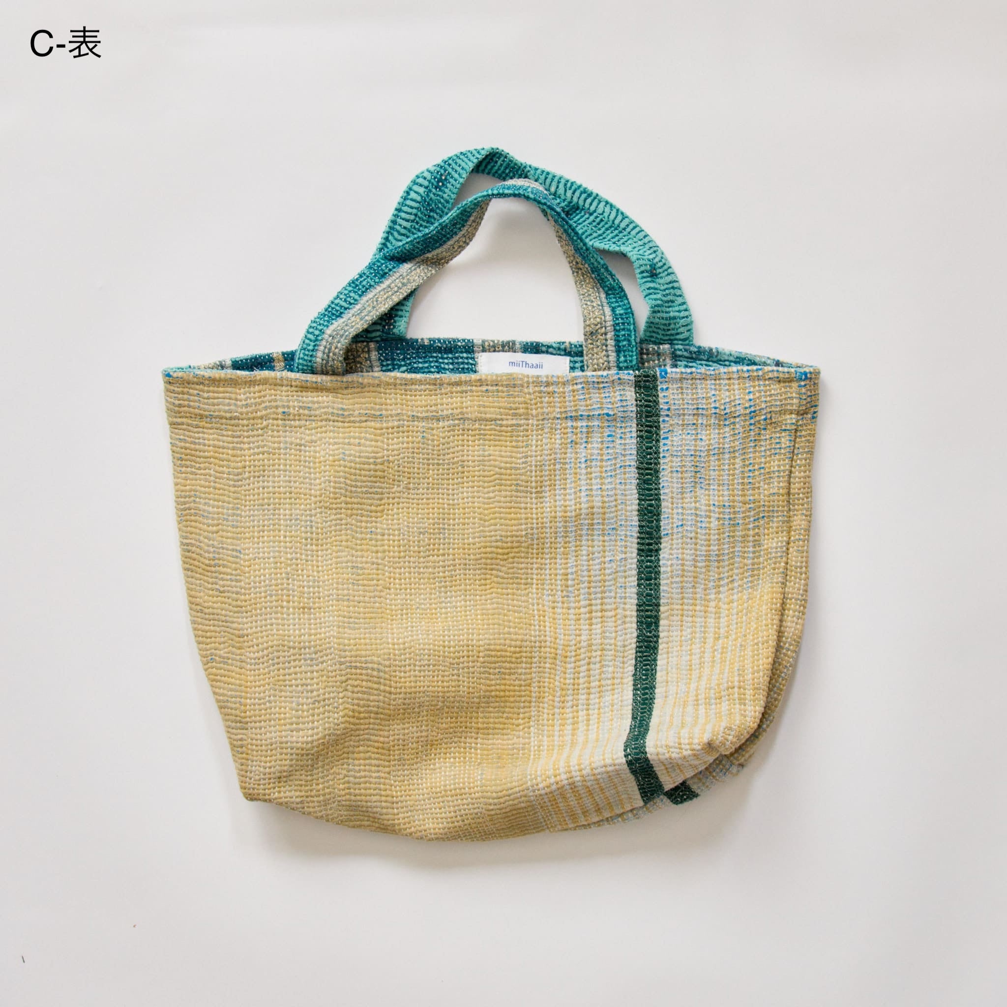 カビーアトート