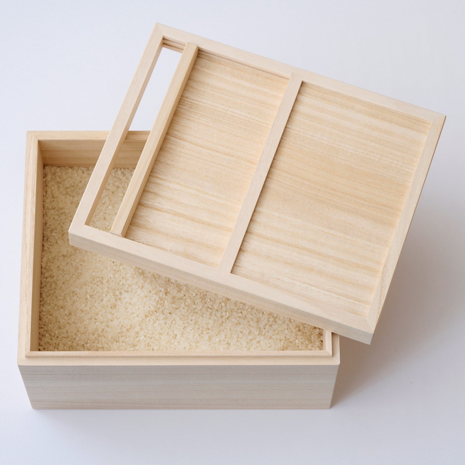 桐の米櫃 – JINNAN HOUSE