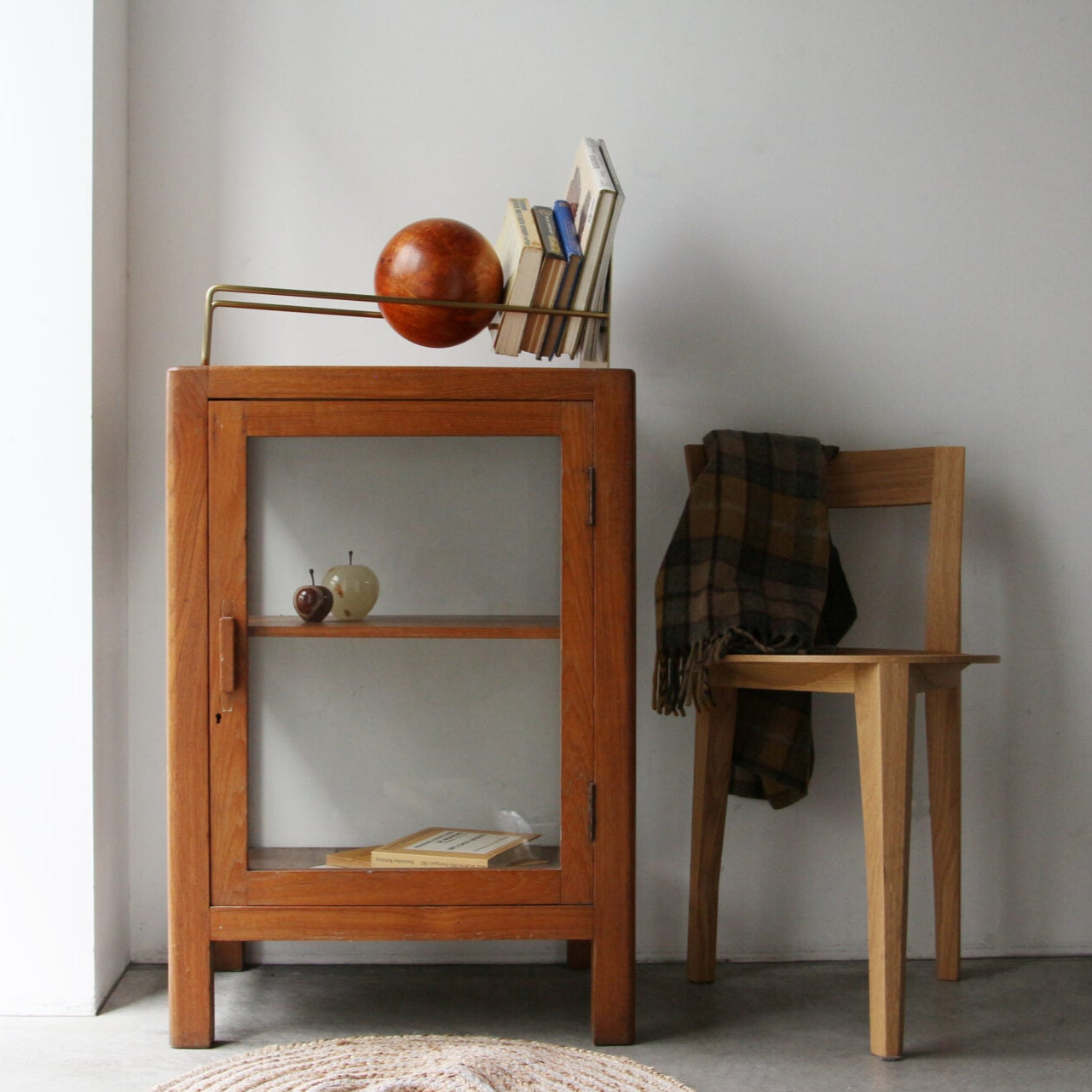 SLOPE BOOK END｜スロープブックエンド