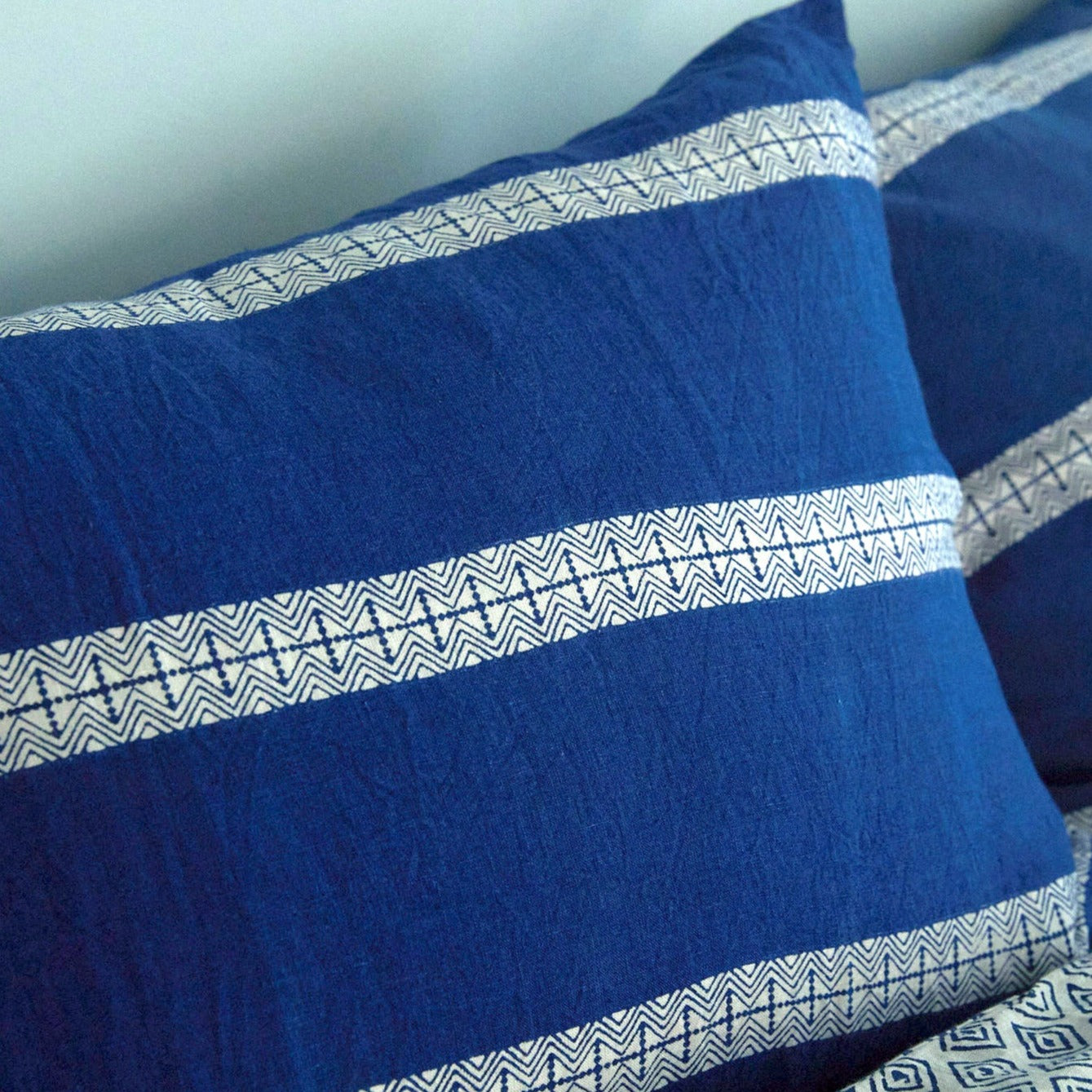 COTTON HAND PRINTED PILLOW COVER