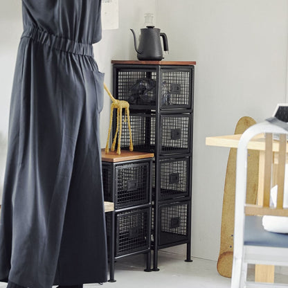 無骨でかっこいいスチールチェスト