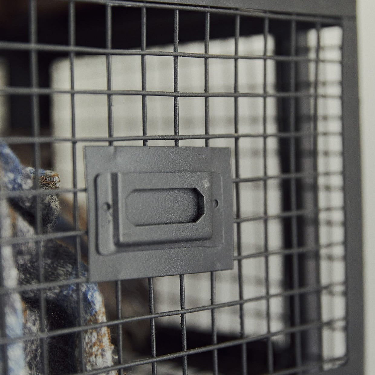 無骨でかっこいいスチールチェスト