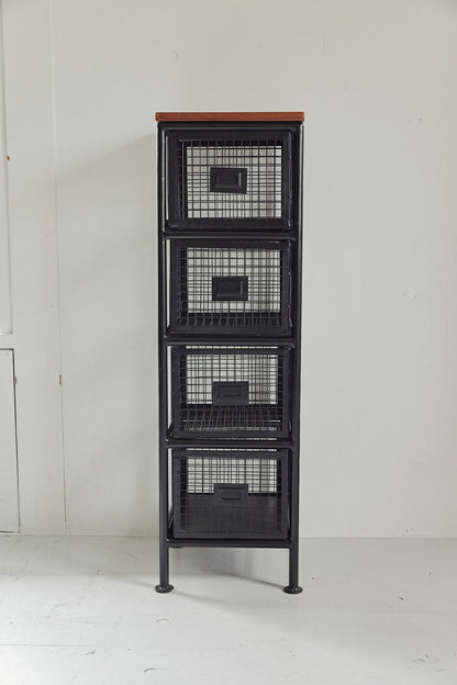 無骨でかっこいいスチールチェスト