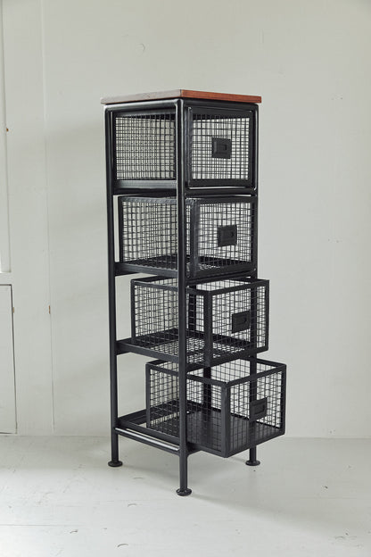 無骨でかっこいいスチールチェスト