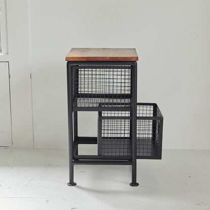 無骨でかっこいいスチールチェスト