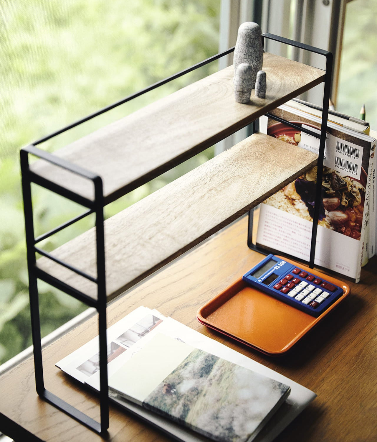 ウッドとアイアンのデスクラック