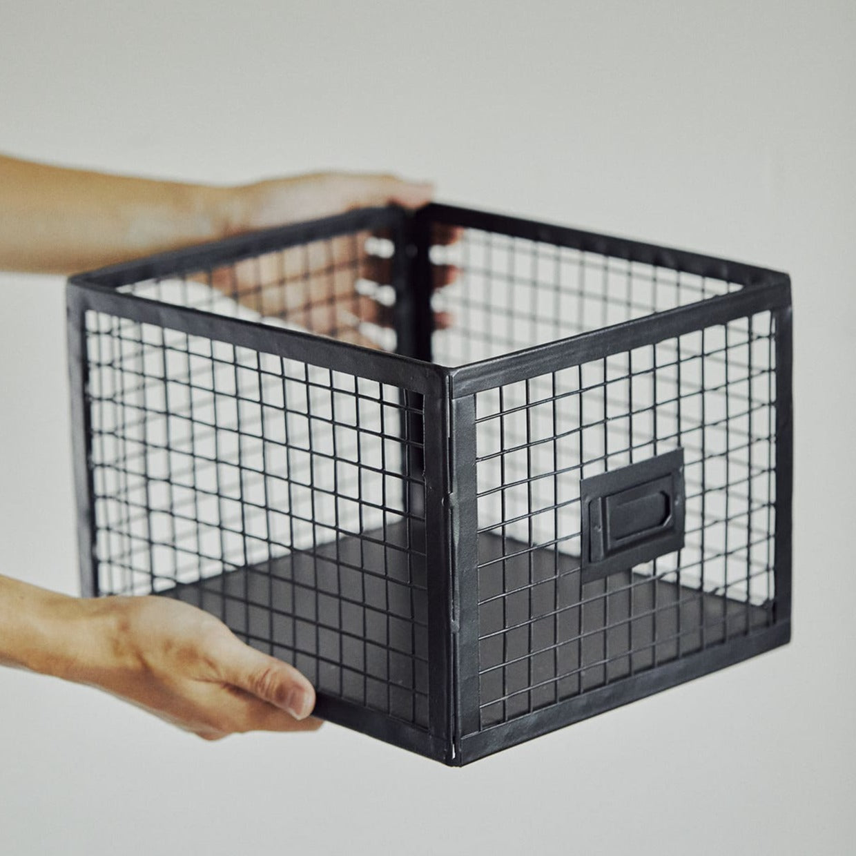 無骨でかっこいいスチールチェスト