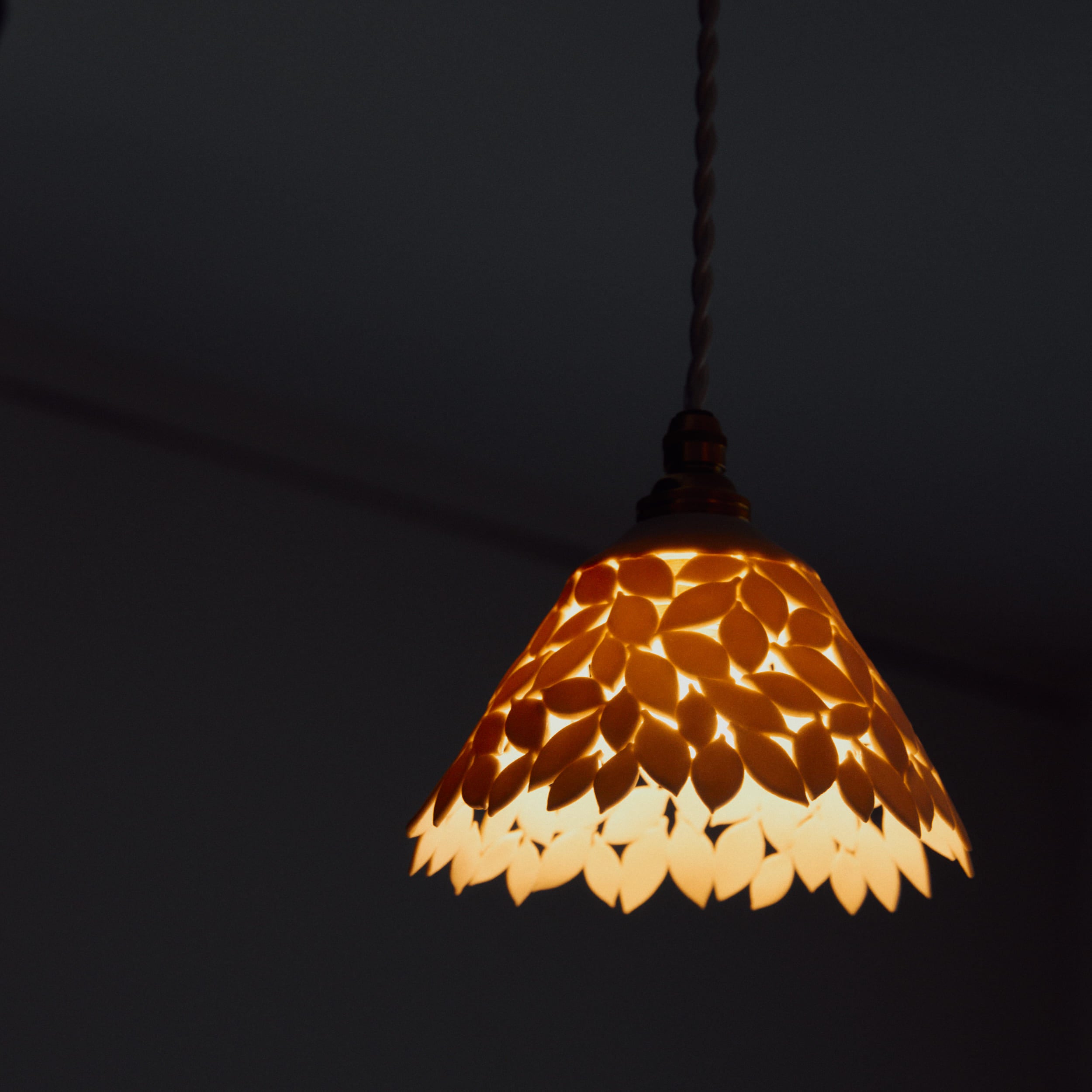 柴山香織 照明&quot;leaf light&quot;