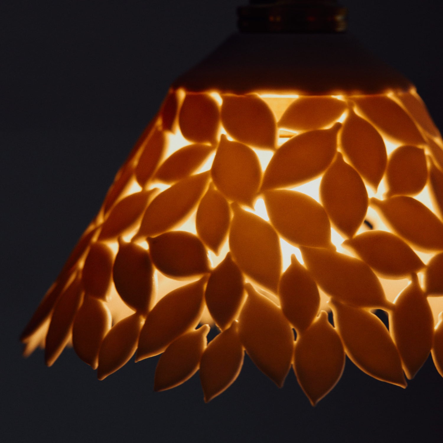 柴山香織 照明&quot;leaf light&quot;