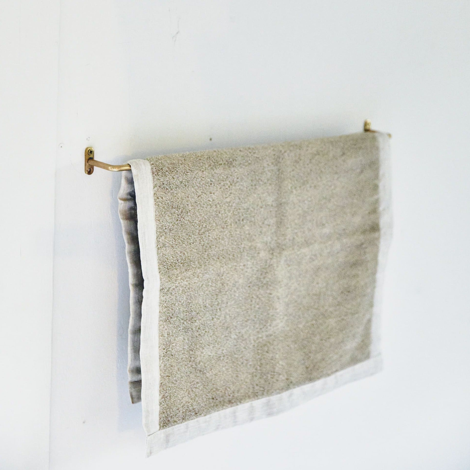 ブラス タオルバー