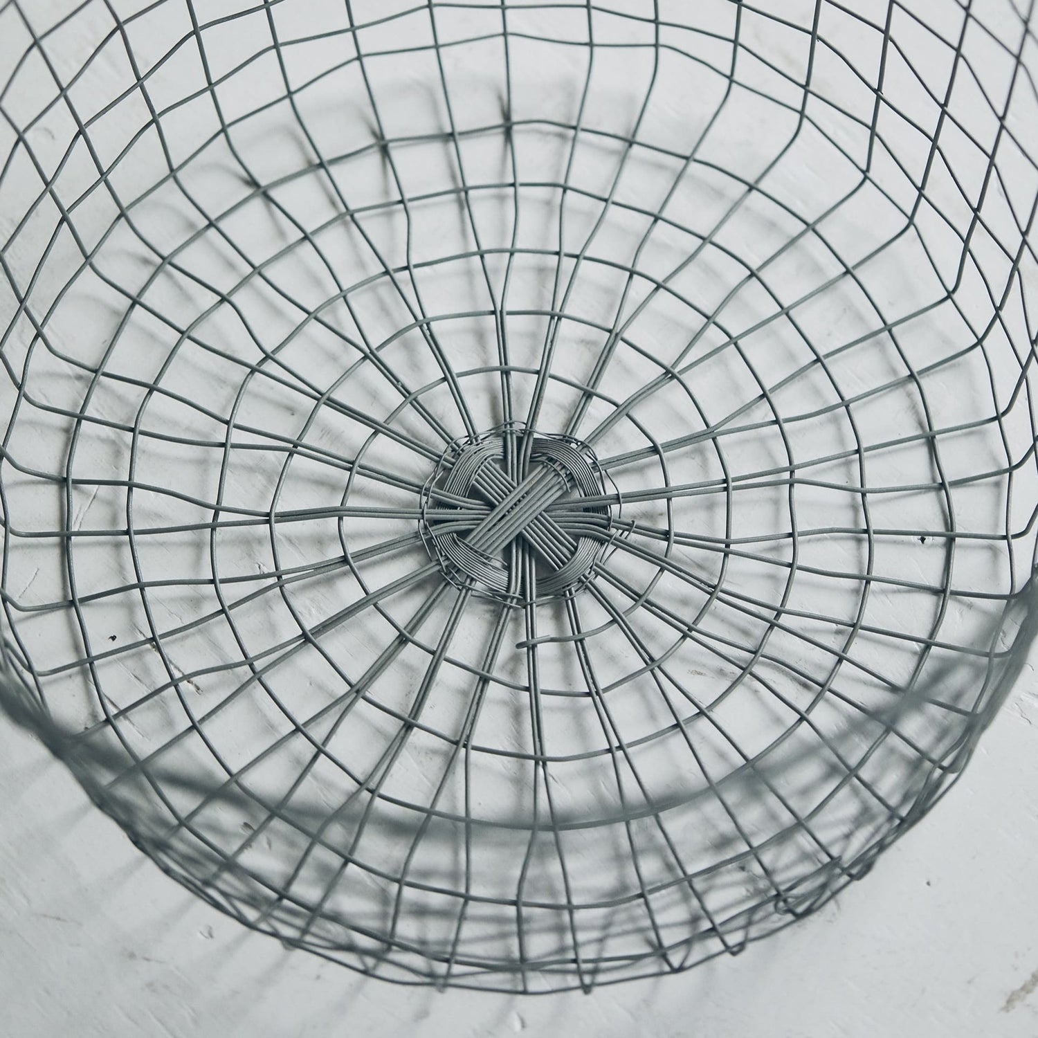 ワイヤーバスケット